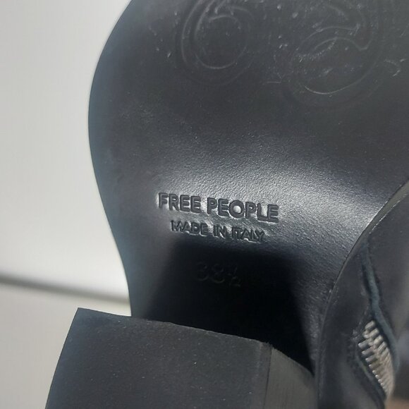 Free People Brayden Western Style Metal Toe Leather Boot - Size 38.5(8.5) - Picture 8 of 8